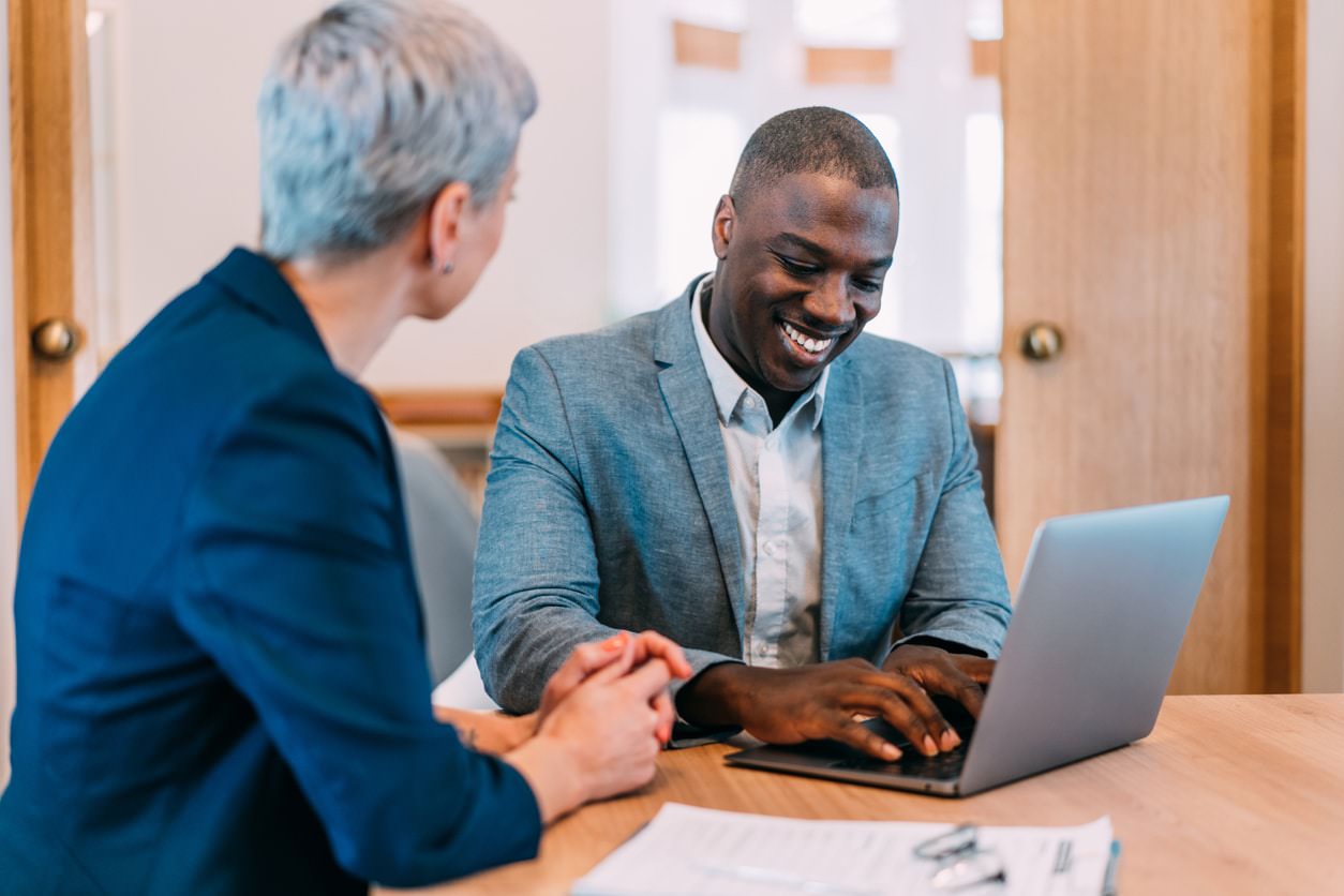 how-to-choose-a-peo-company-passiohr