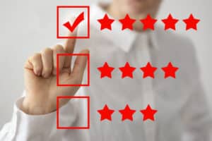 evaluating customer reviews when choosing an employee benefits company